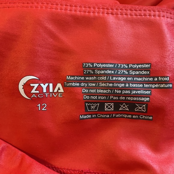 ZYIA Active - Picture 3 of 3